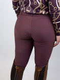 Load image into Gallery viewer, Curvy Line, Wendy Tights / Wine