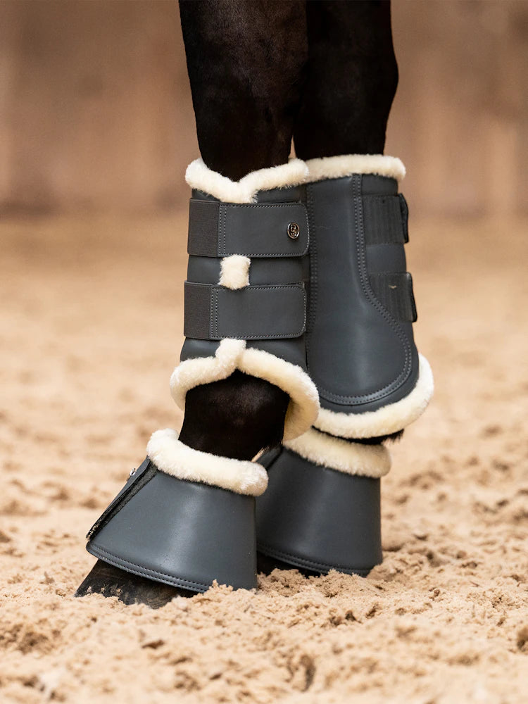 Horse boots & Polo Wraps