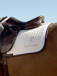 Load image into Gallery viewer, Saddle Pad Jump Elite / White
