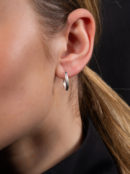 Oval Hoop Earrings / Silver ( NEW )