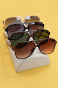 Load image into Gallery viewer, CLASSIC OVERSIZED FRAME SUNGLASSES
