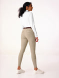 Load image into Gallery viewer, Tessa Hunter Breeches / Half grip
