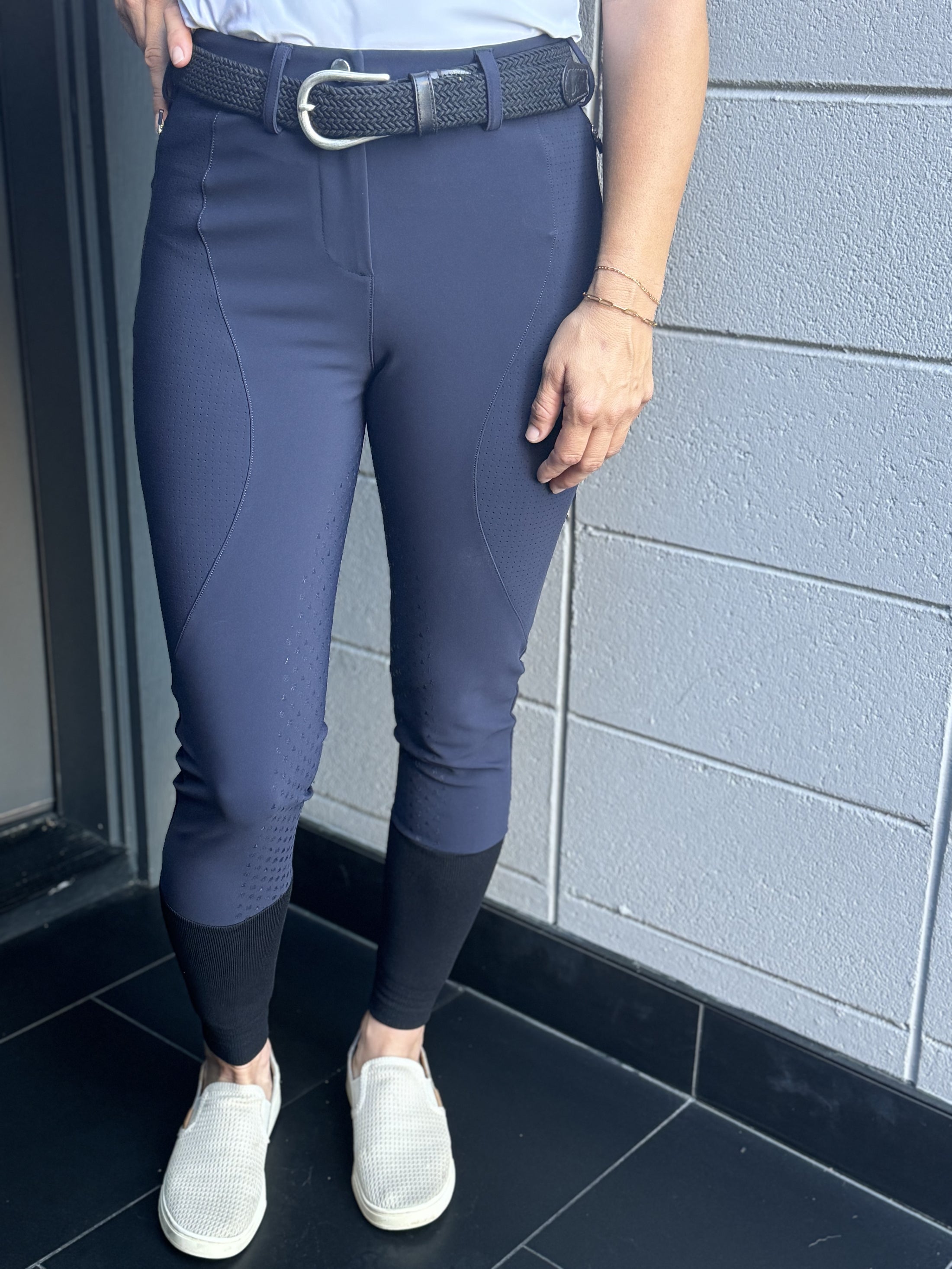 The Bel Air Flattering Fit Breeches / Navy