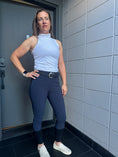 Load image into Gallery viewer, The Bel Air Flattering Fit Breeches / Navy
