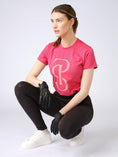 Load image into Gallery viewer, Signe S/S Cotton Tee  / Berry pink
